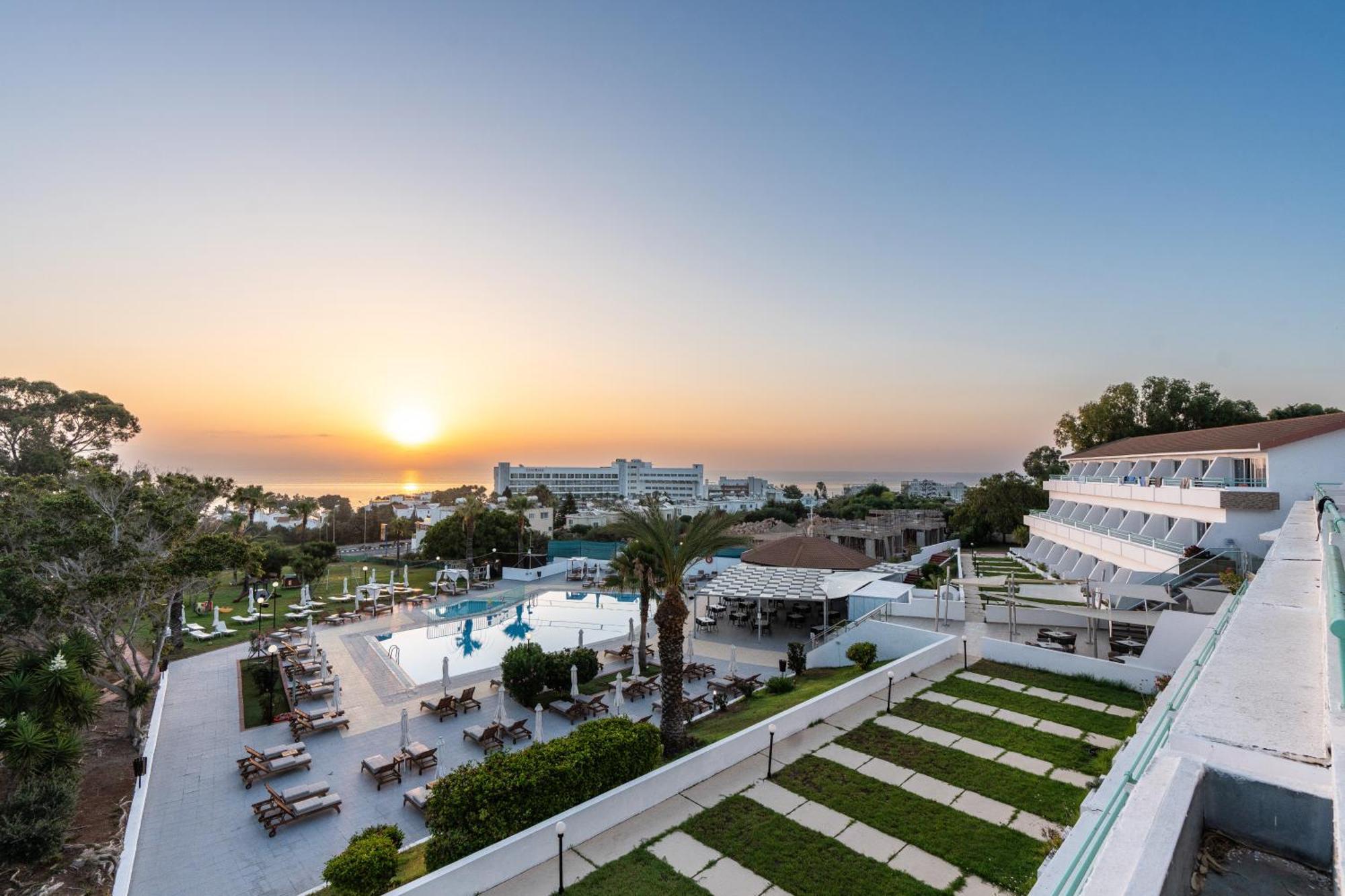 Adelais Bay Hotel Protaras Exterior foto