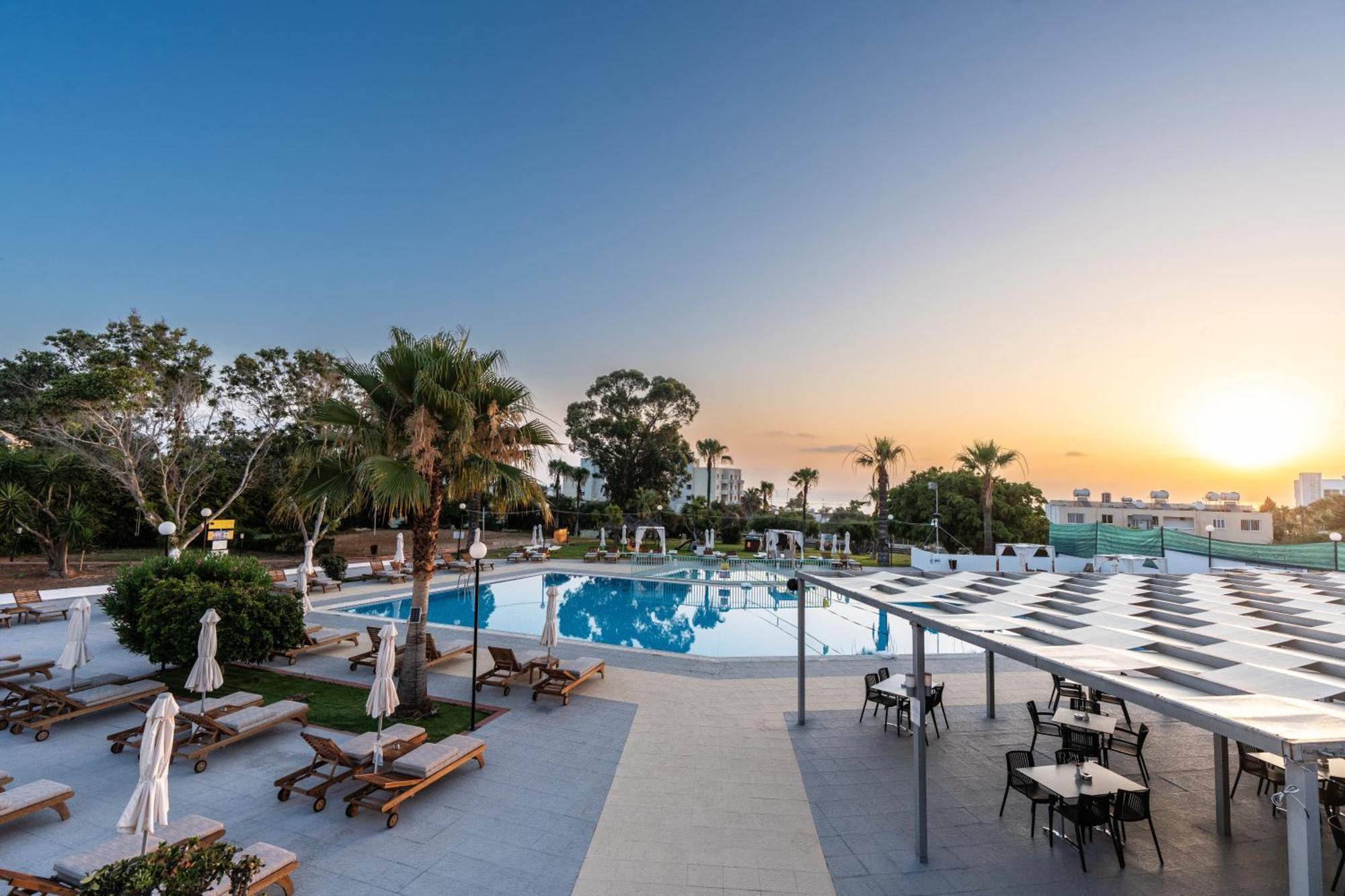 Adelais Bay Hotel Protaras Exterior foto